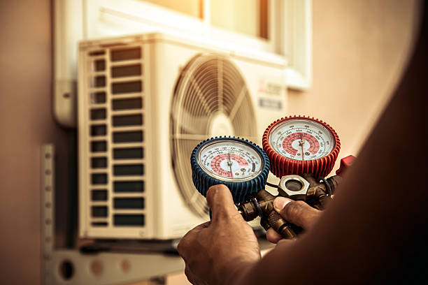 Professional Hvac technician working in Jacksonville, TX